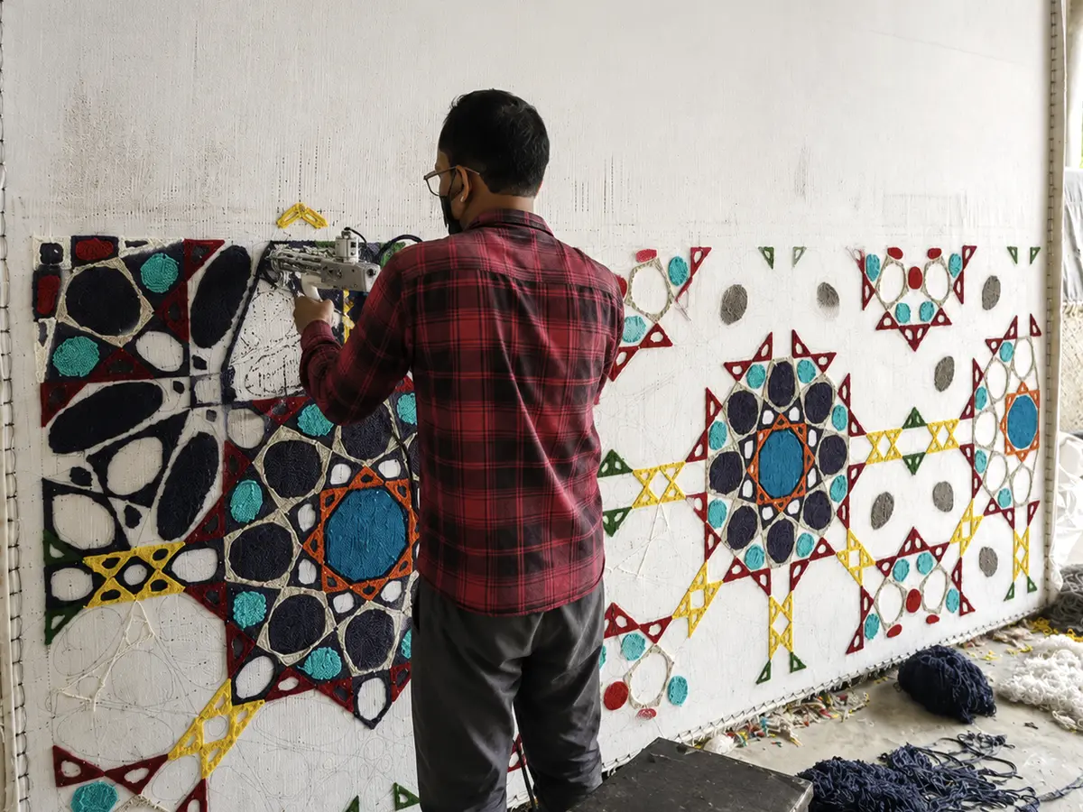 Hand tufted